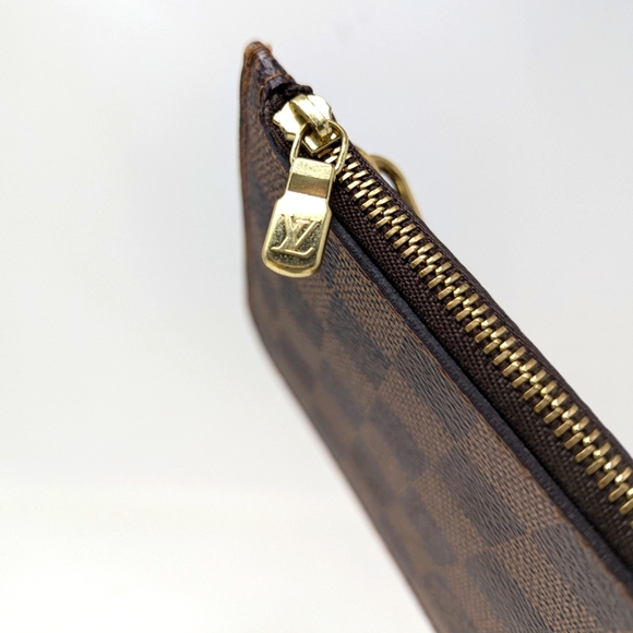 Louis Vuitton Neverfull PM Pochette Pouch Damier Ebene NWOT - Picture 3 of 10